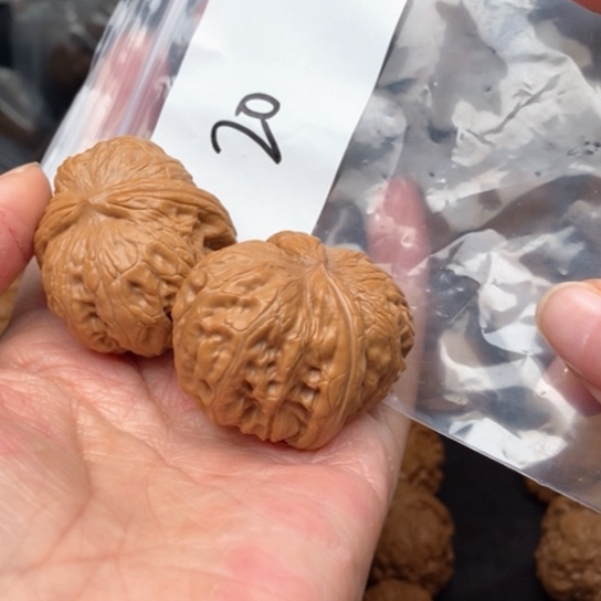 桃核吊坠ᯅ***光20平谷元宝