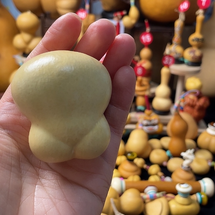 叁***木葫芦丝独奏演员和观众