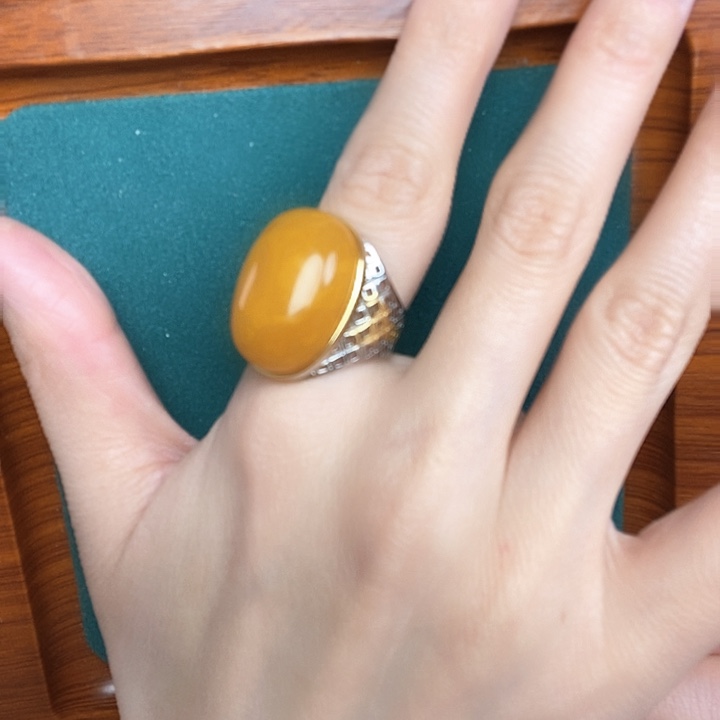 蜜蜡戒指银S925镶嵌戒指