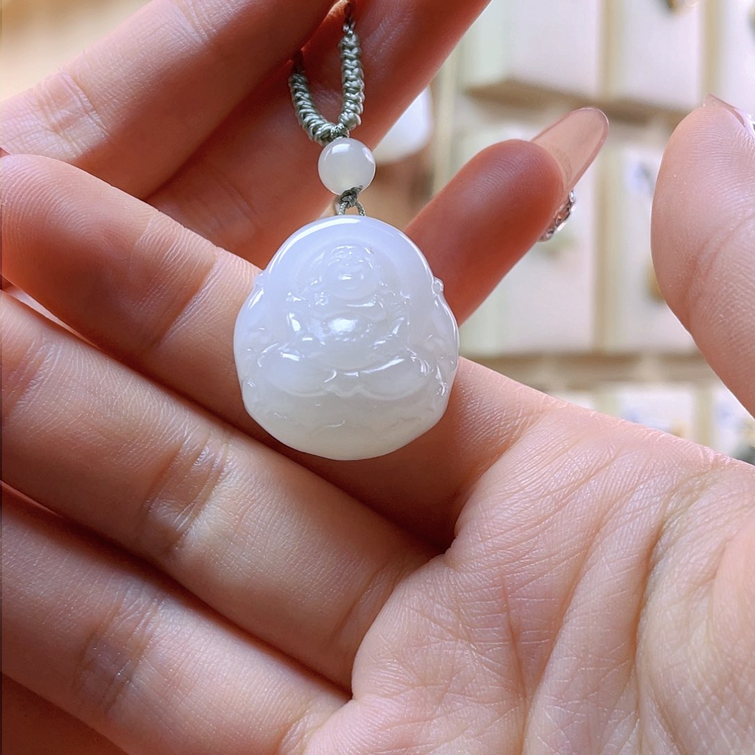 和田玉吊坠(赠链)未镶嵌玄***吖