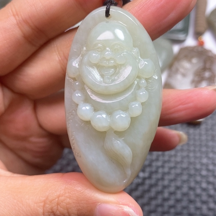 和田玉颈饰未镶嵌