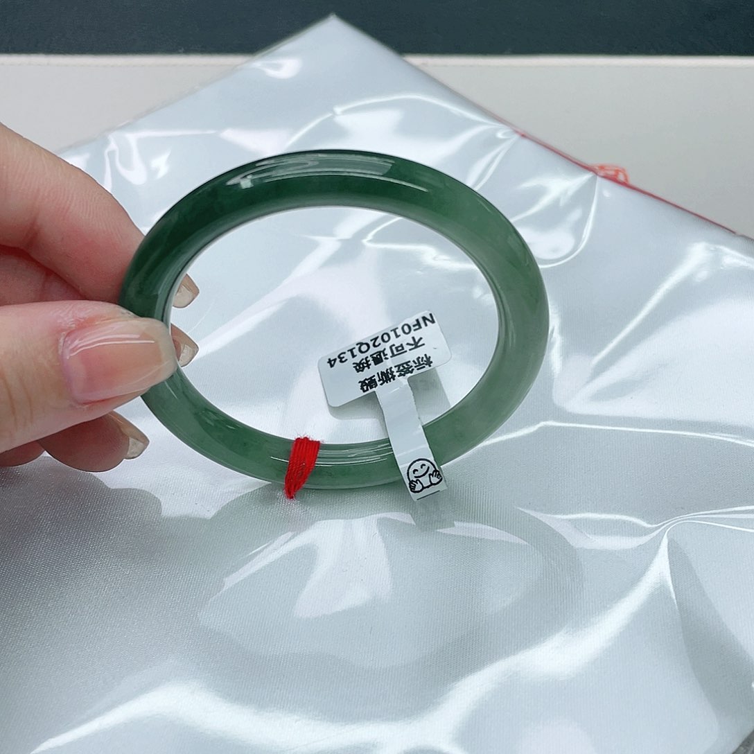 翡翠手镯未镶嵌圆51.3