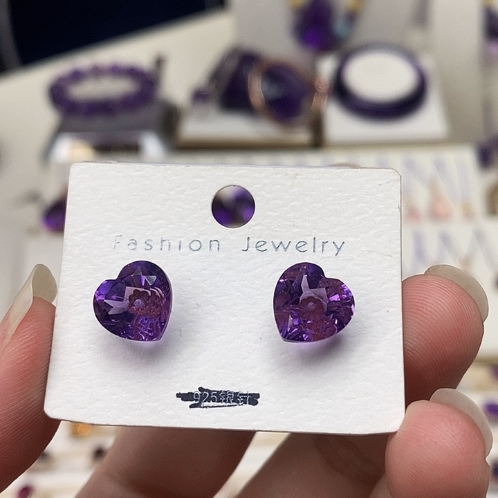 紫晶耳钉18K金镶嵌紫水晶耳钉