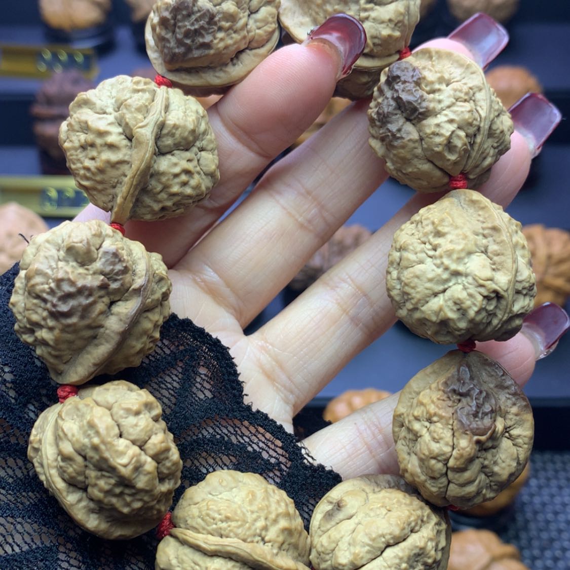 【闪购商品】文玩核桃吊坠肠纹手持