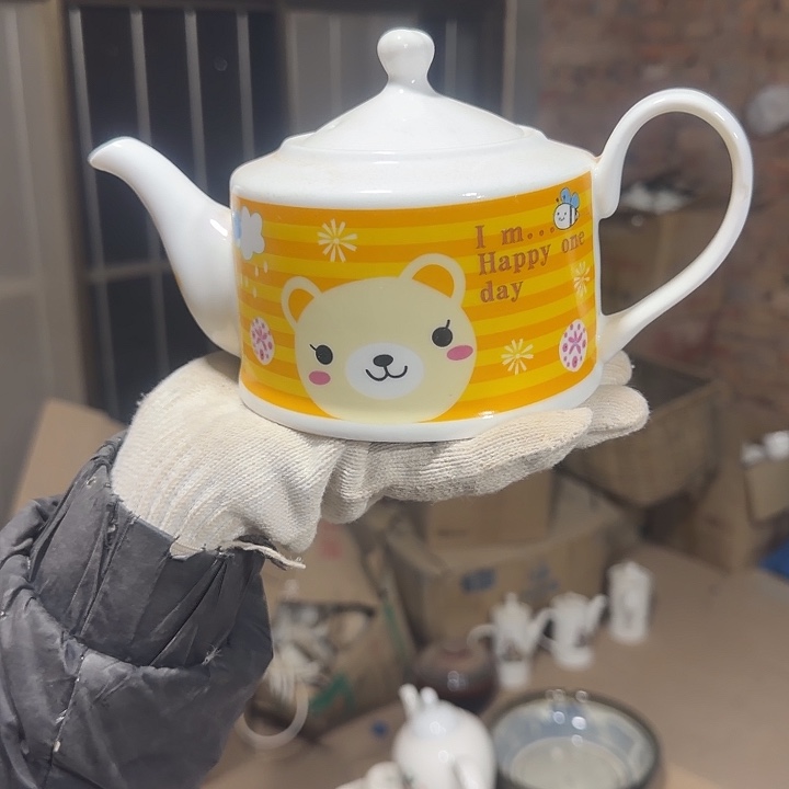 库存微瑕多空茶壶