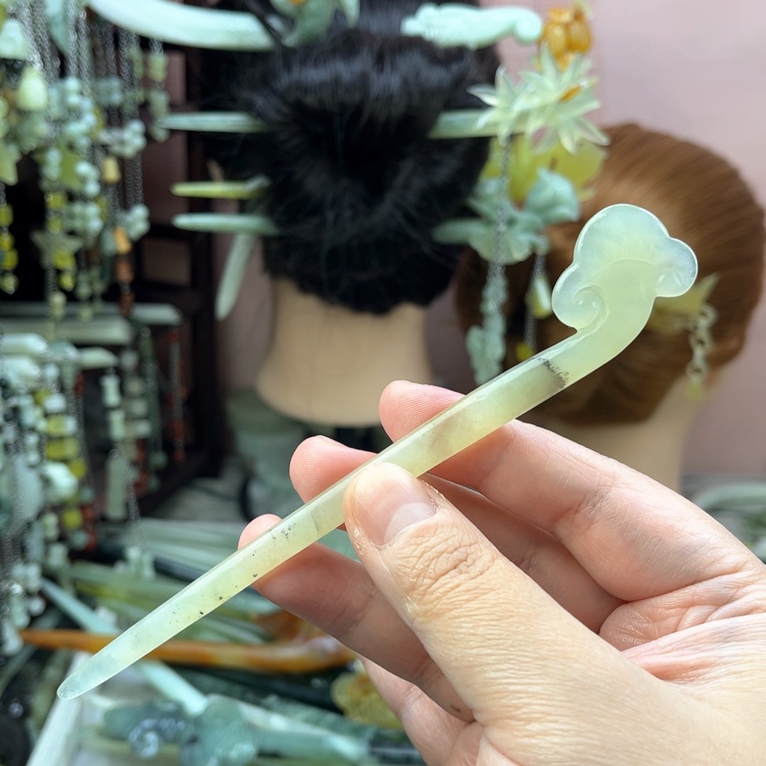 蛇纹石玉发饰未镶嵌长度15厘米左右