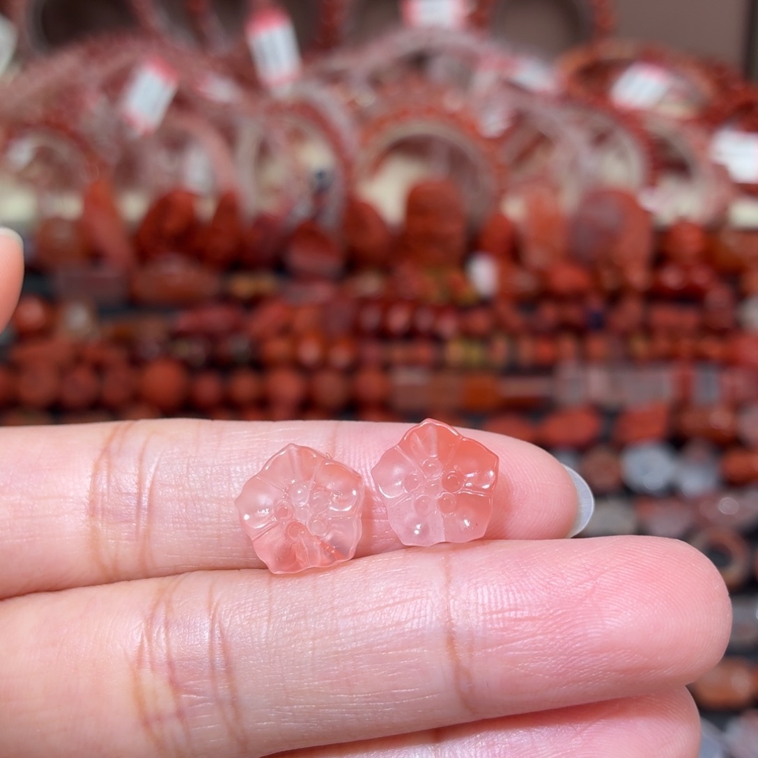 南红玛瑙未镶嵌颈饰樱花一对