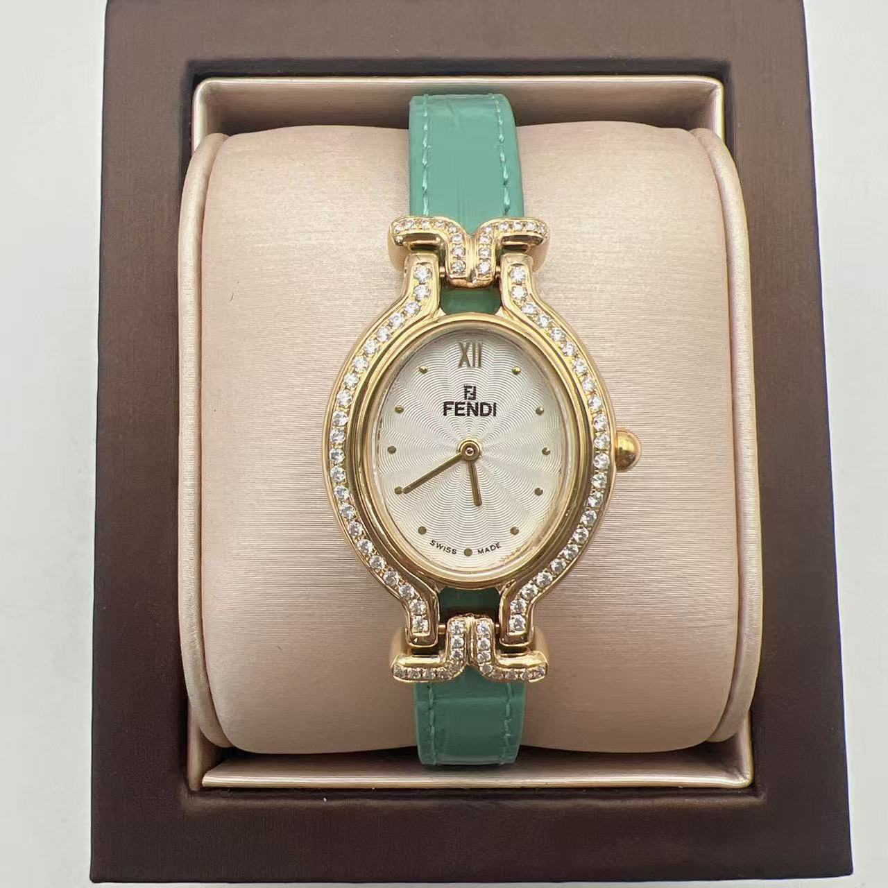 95新 FENDI/芬迪 芬迪03435石英后钻赠表带赠手链