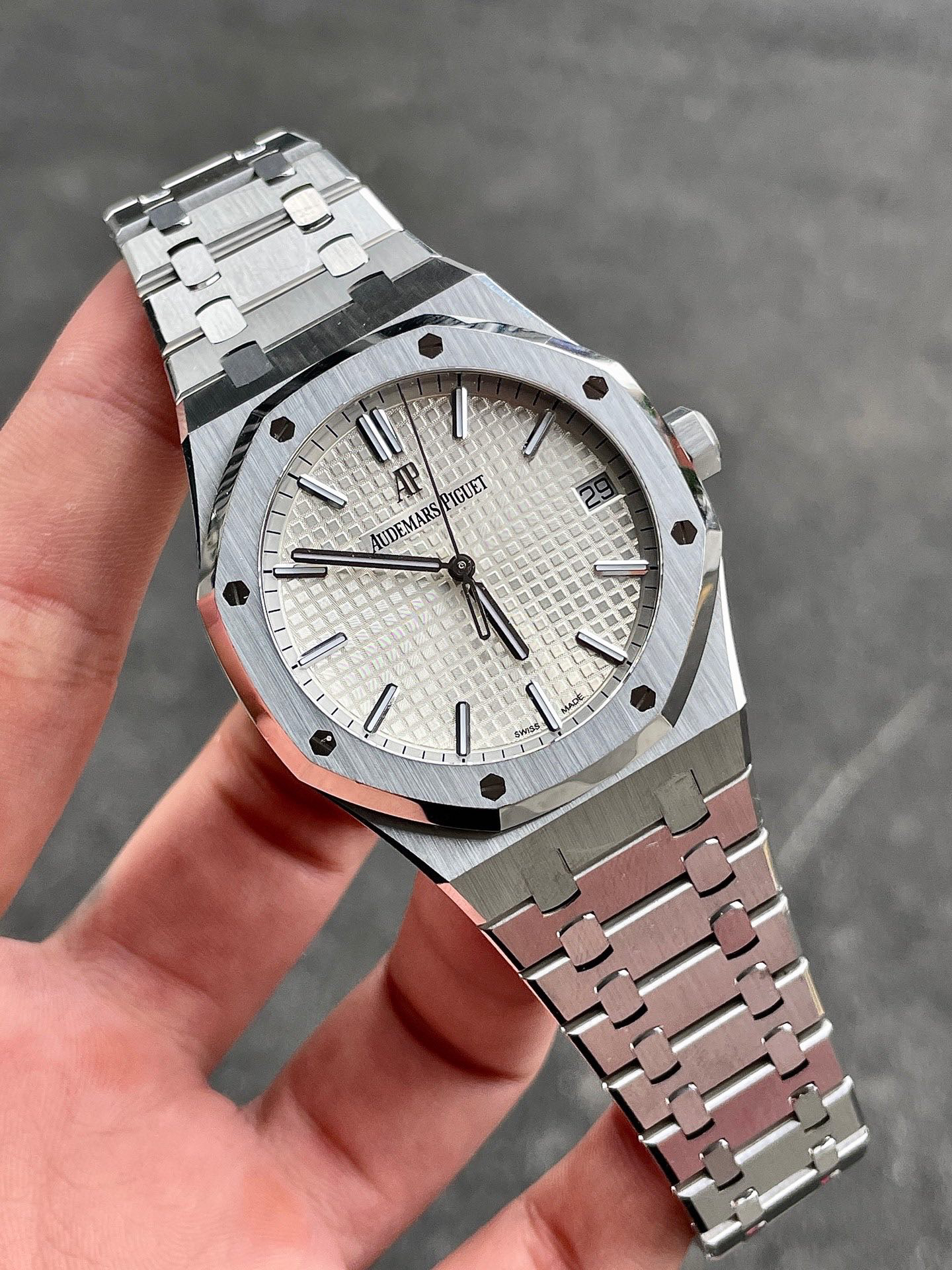 95新 Audemars Piguet/爱彼 爱彼皇家橡树 15500ST.OO.1220ST.04 
