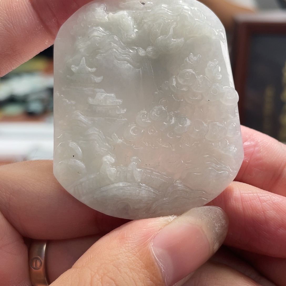 翡翠未镶嵌颈饰翡翠