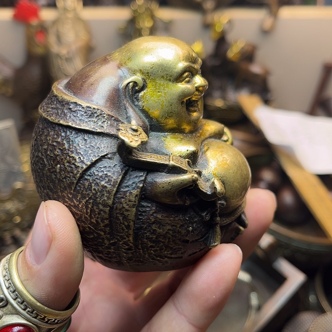 精美铜器工艺品等