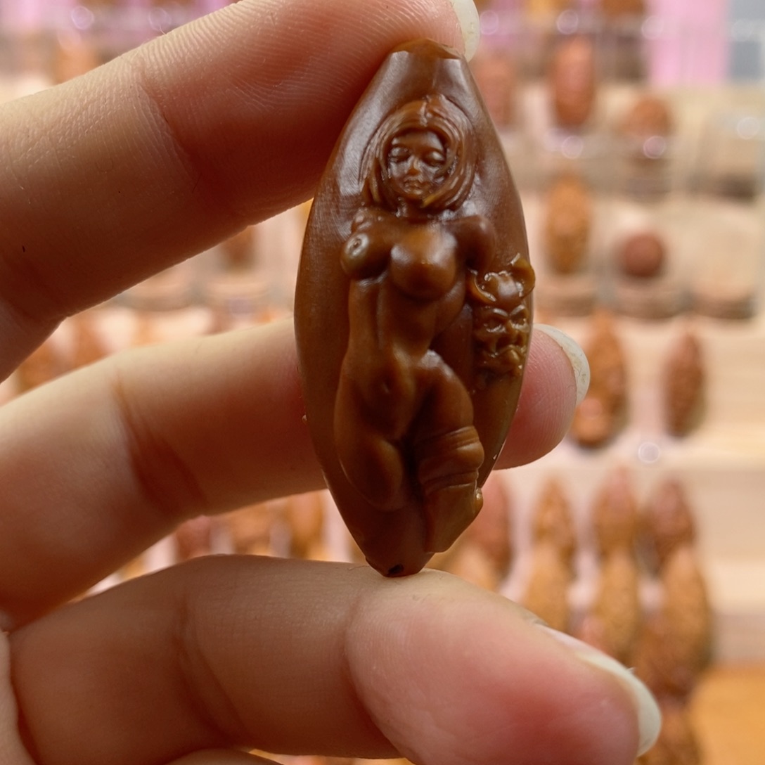 橄榄核手串/手链返油兽面美女