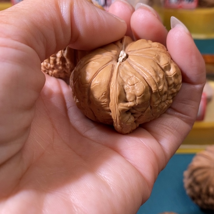 文玩核桃吊坠朗****珂南瓜