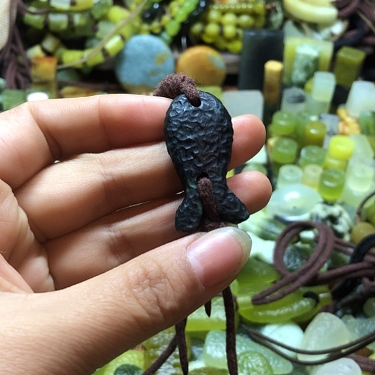 未镶嵌岫玉吊坠岫