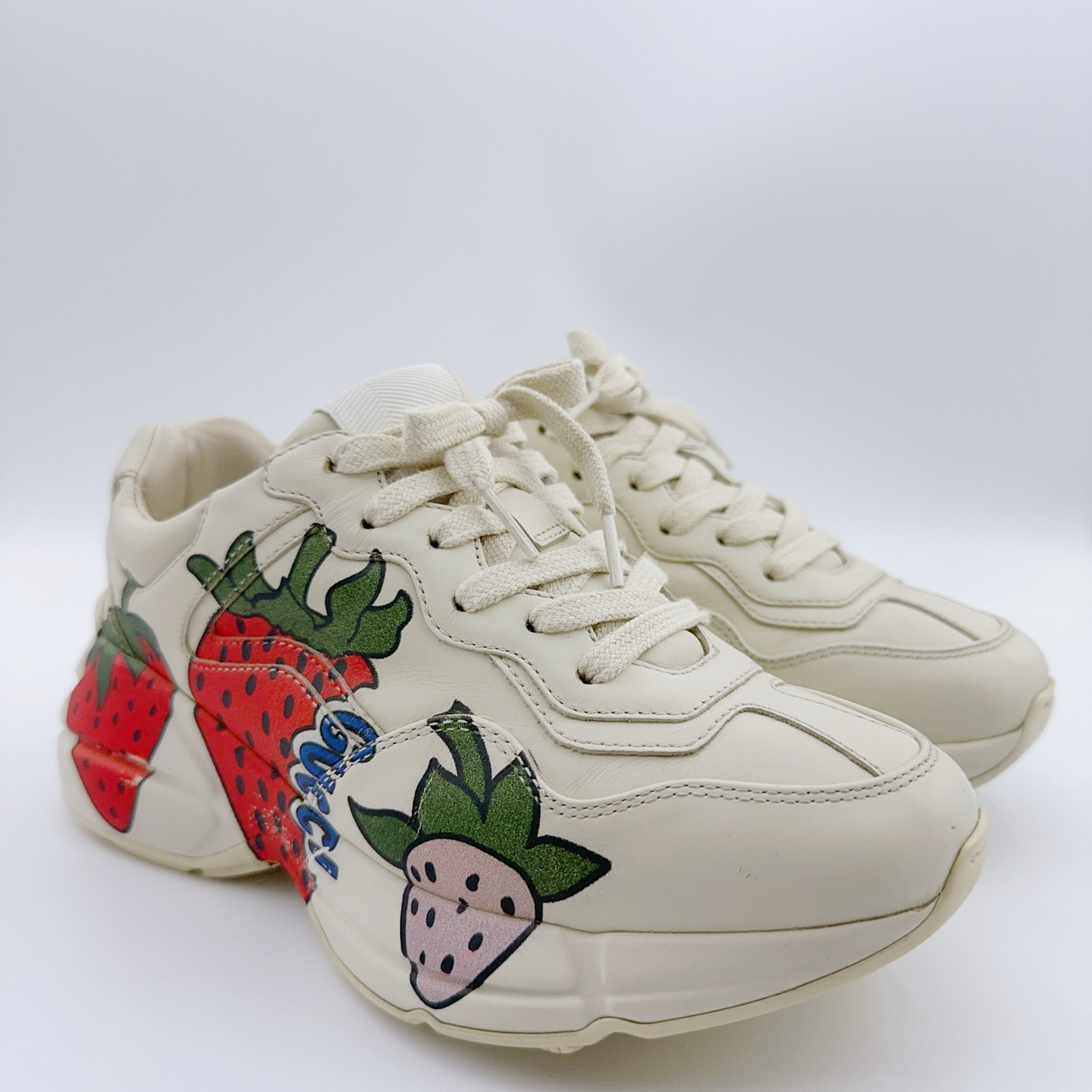 95新 GUCCI/古驰 35码/草莓印花老爹鞋/00511