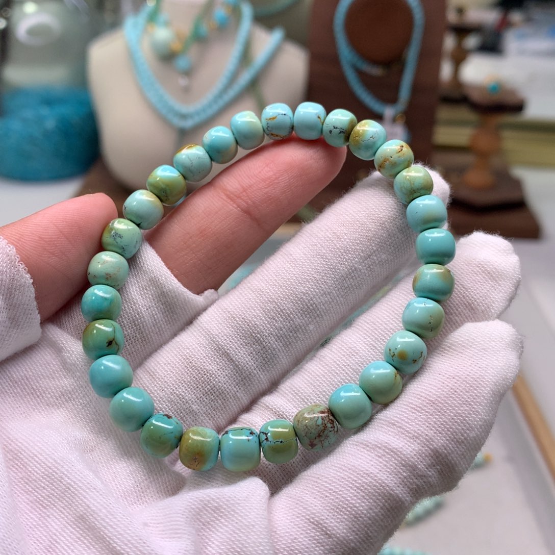 绿松石配饰未镶嵌