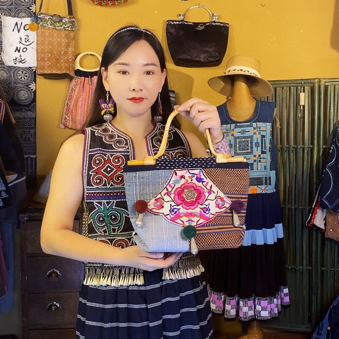 织绣手工制作包包