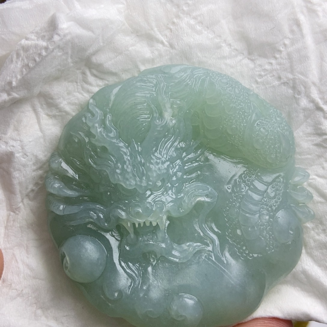 定制翡翠未镶嵌隔**叔龙