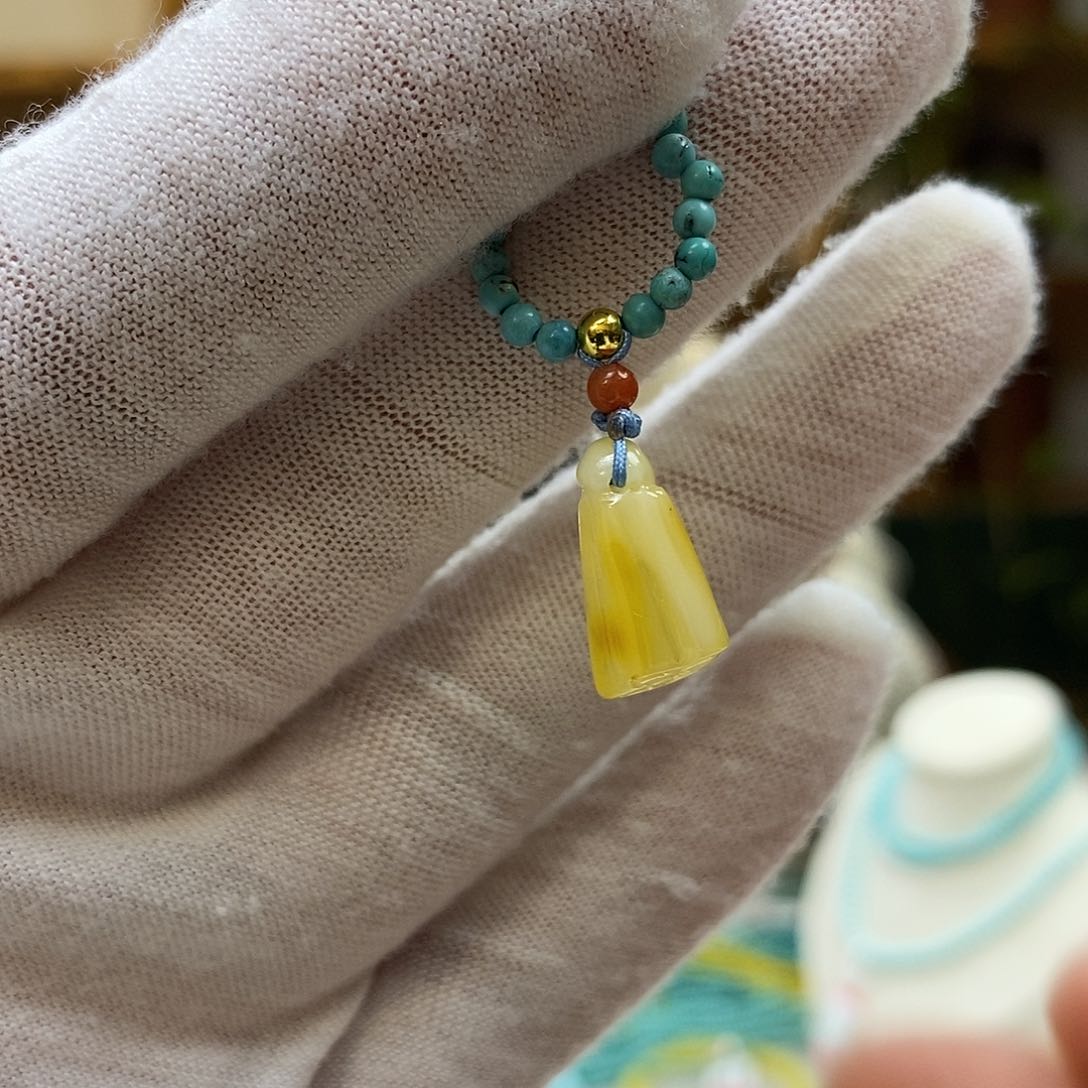 南红玛瑙滴流未镶嵌