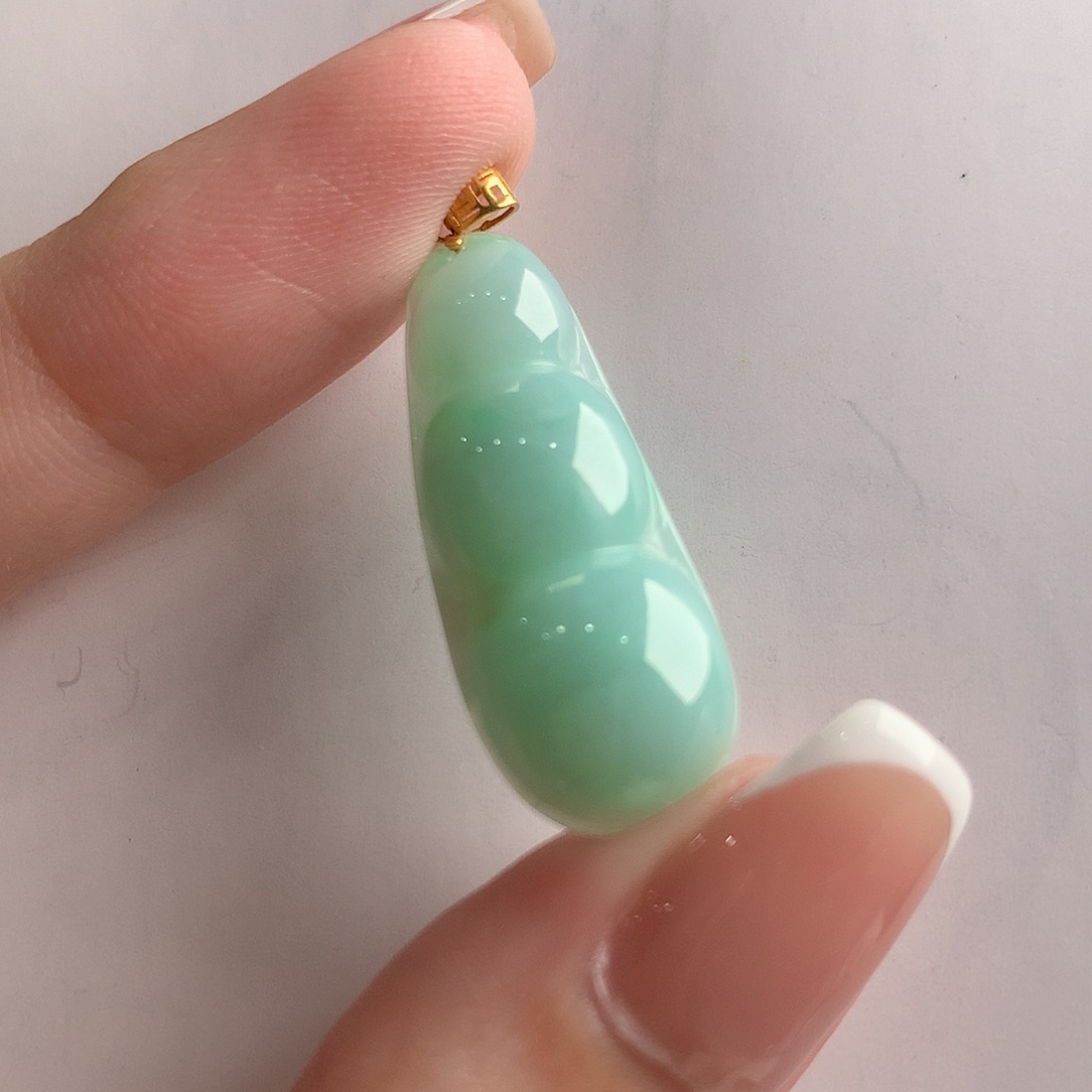 翡翠18K金镶嵌颈饰16