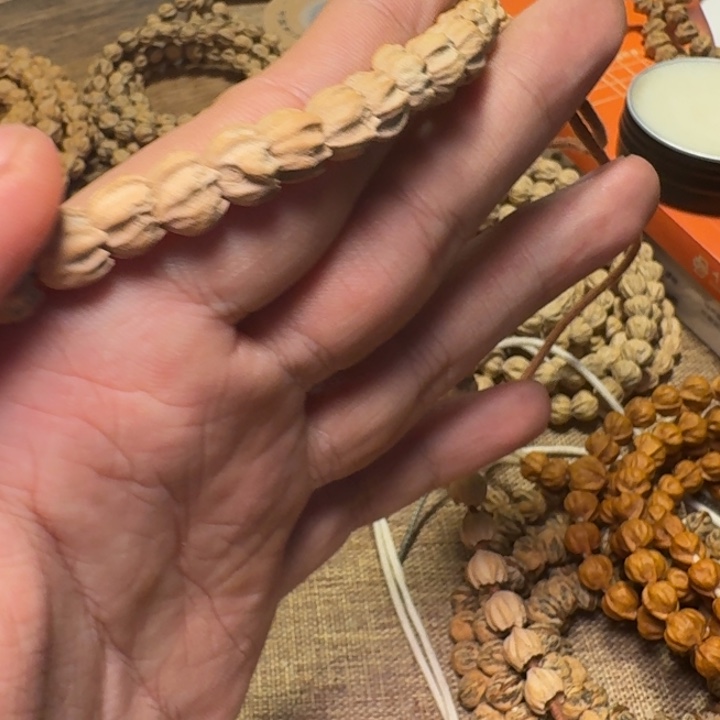 k***K柏香籽/百香籽吊坠