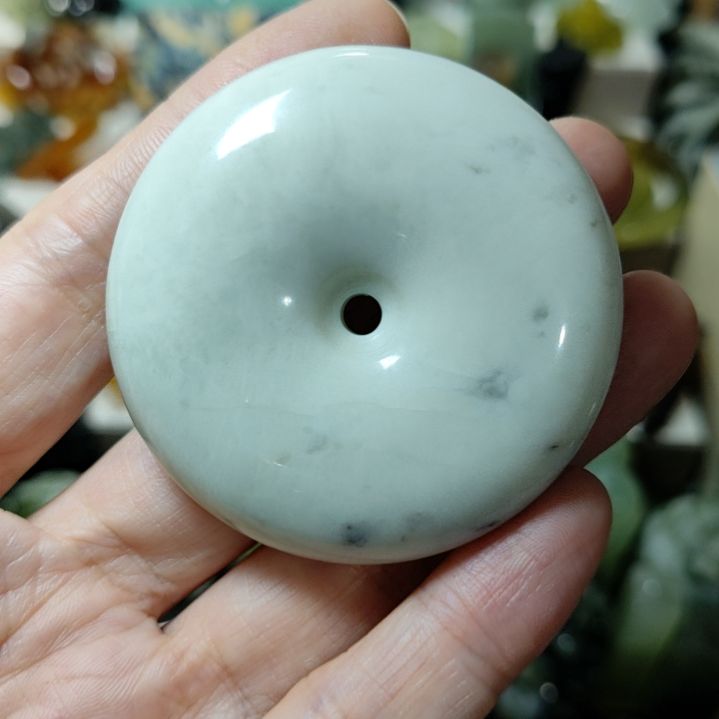 岫玉未镶嵌微瑕平安扣