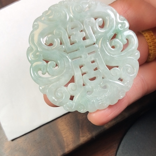 翡翠未镶嵌颈饰缅甸A货，每天下午1点半开播