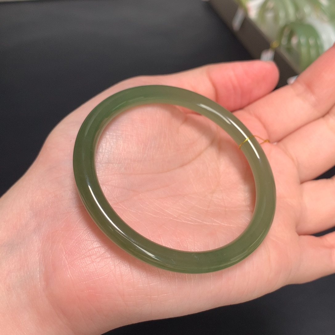 和田玉手镯未镶嵌53