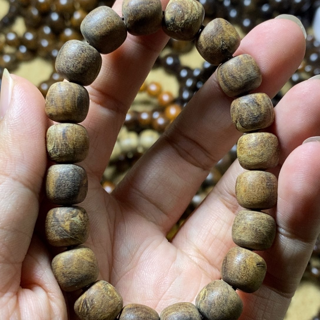 贡木巴贡粗抛留疤1011
