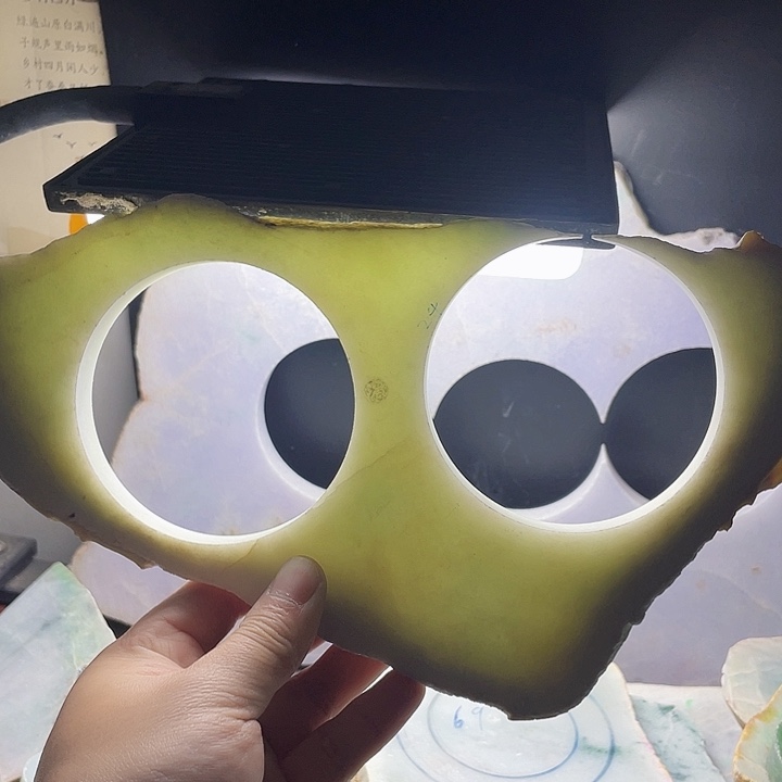 翡翠颈饰未镶嵌毛料114