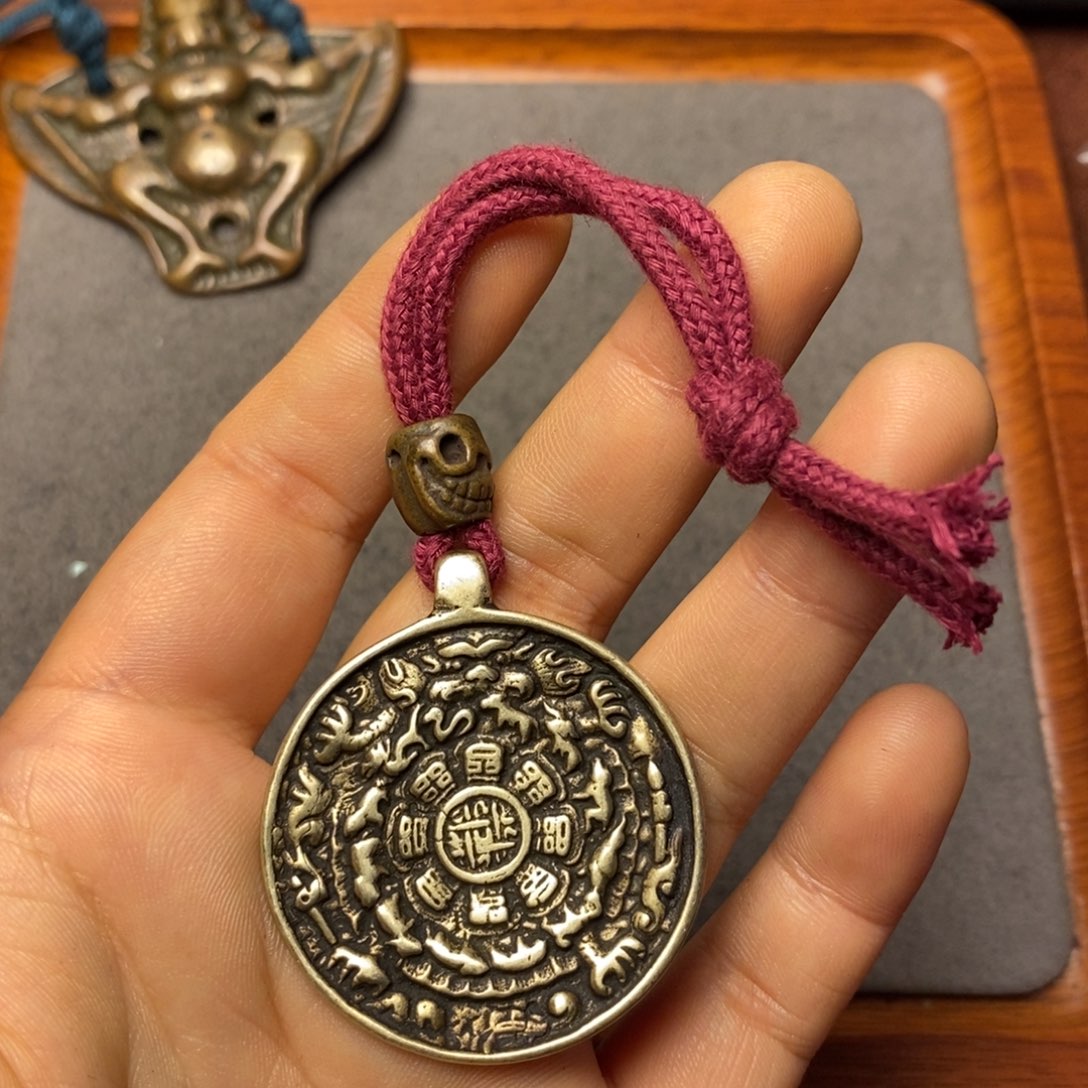 【闪购商品】泥塑忘**难藏传牌子……