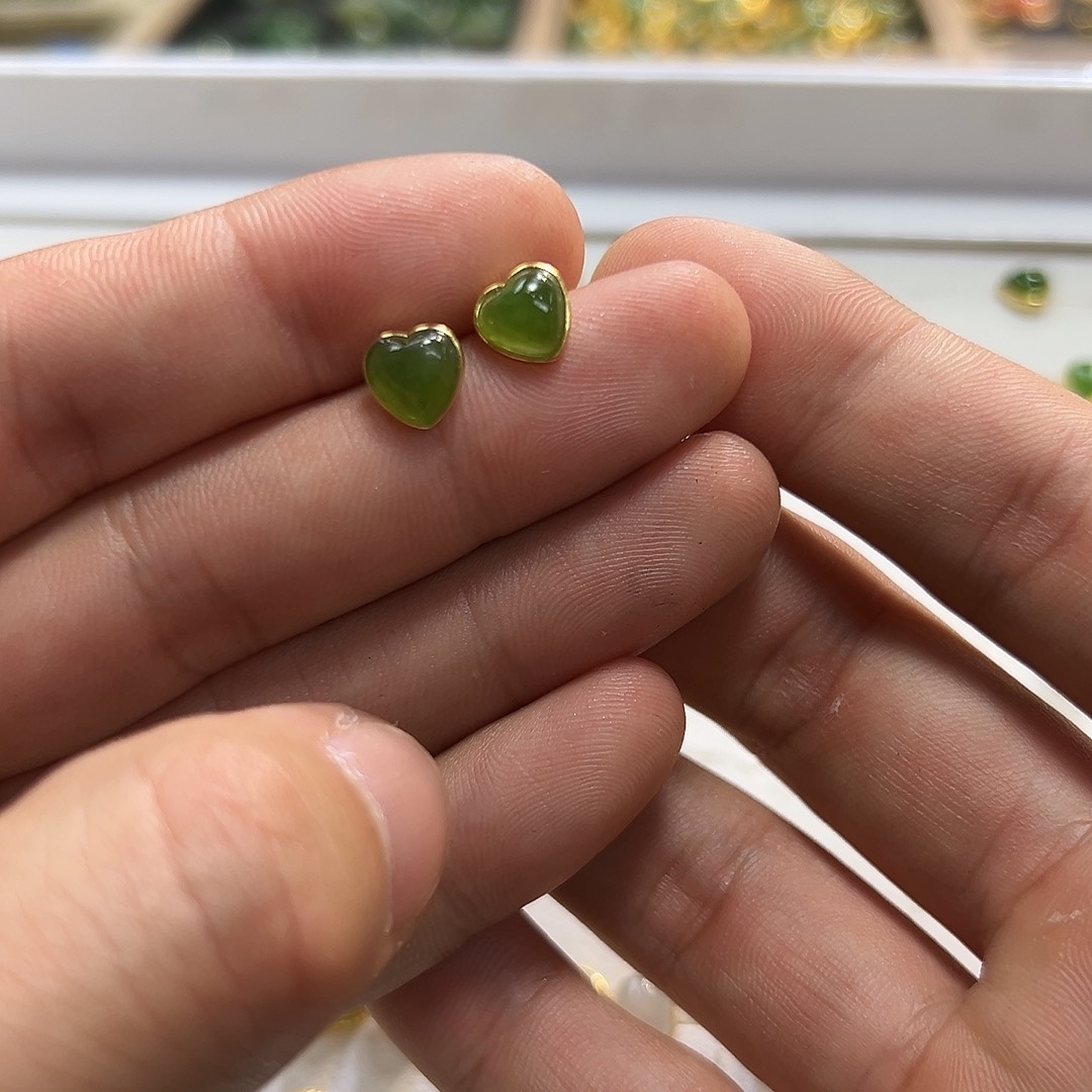 银S925镶嵌和田玉耳饰