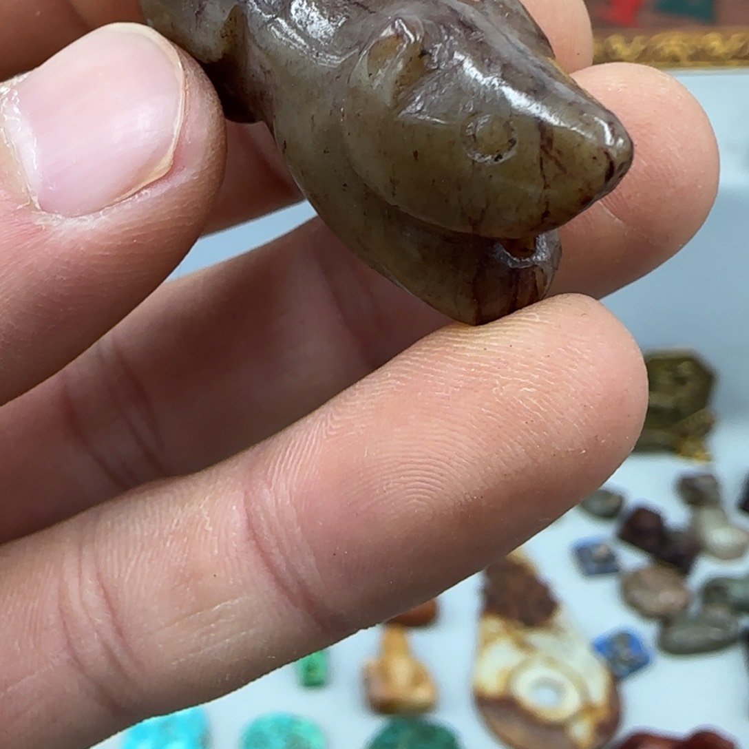 未镶嵌和田玉（糖玉）珠宝奇石