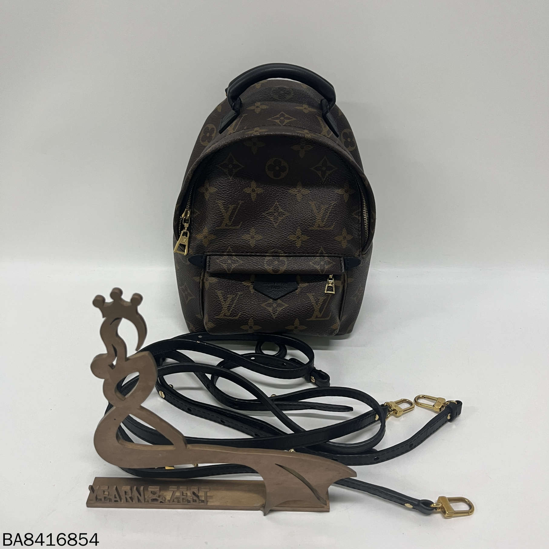 95新 LV  PalmSprings双肩包迷你款BA8416854