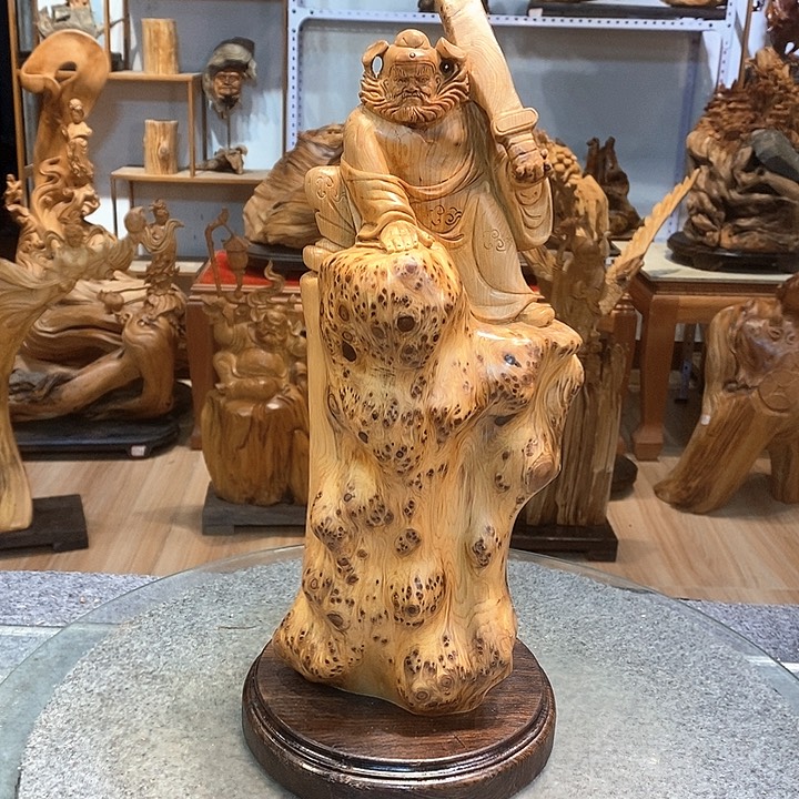 柏木（崖柏）留疤钟馗