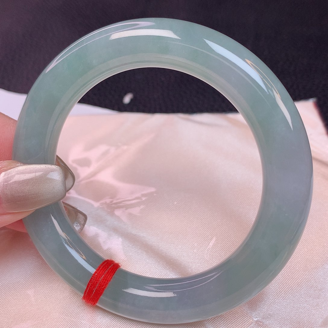 翡翠手镯（圆镯）未镶嵌58