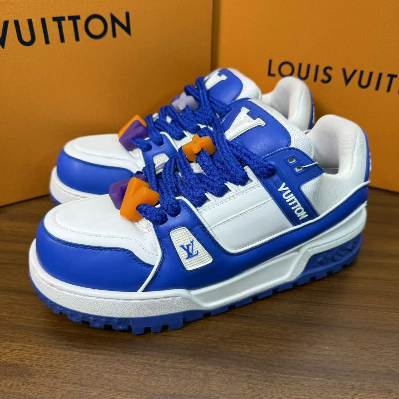 【汇星特惠】LouisVuitton/路易威登经典白蓝胖丁配色Trainer板鞋