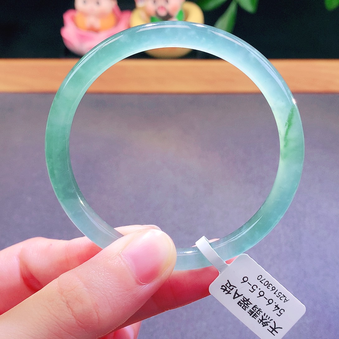 翡翠未镶嵌手镯天然翡翠