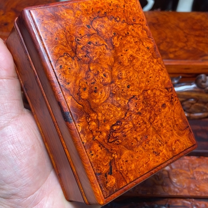 檀香紫檀（小叶紫檀）留疤盒子