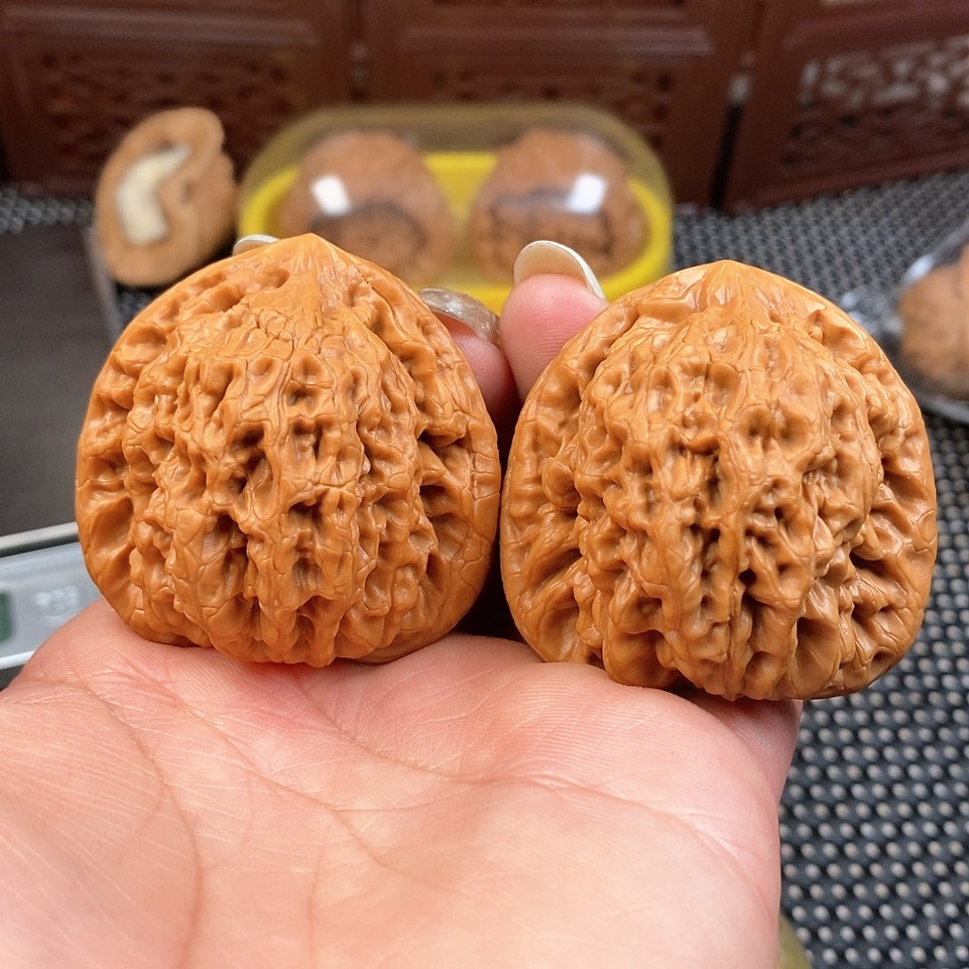 文玩核桃吊坠45尺金公子