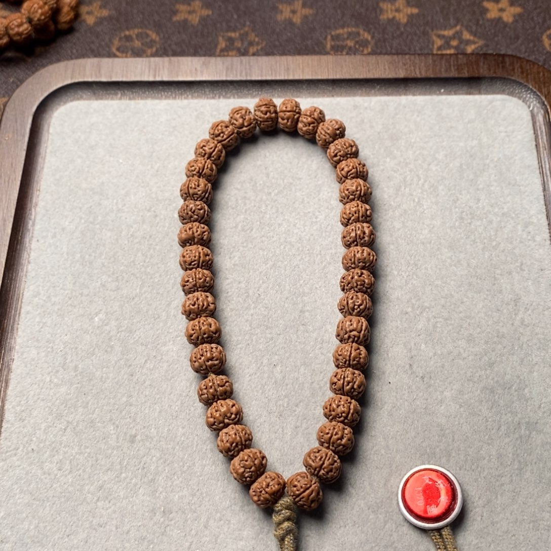 L***r金刚菩提手串老树王