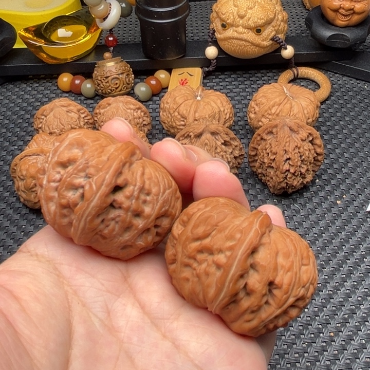 文玩核桃把件42全品元宝