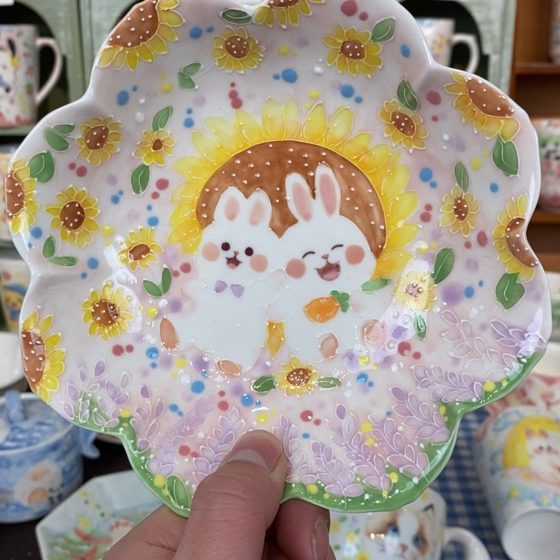 瓷片向日葵兔子盘子