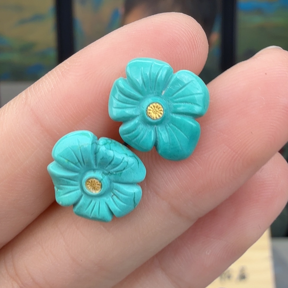 绿松石未镶嵌珠宝奇石