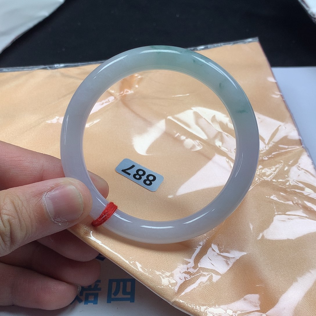 翡翠手镯未镶嵌54圆条