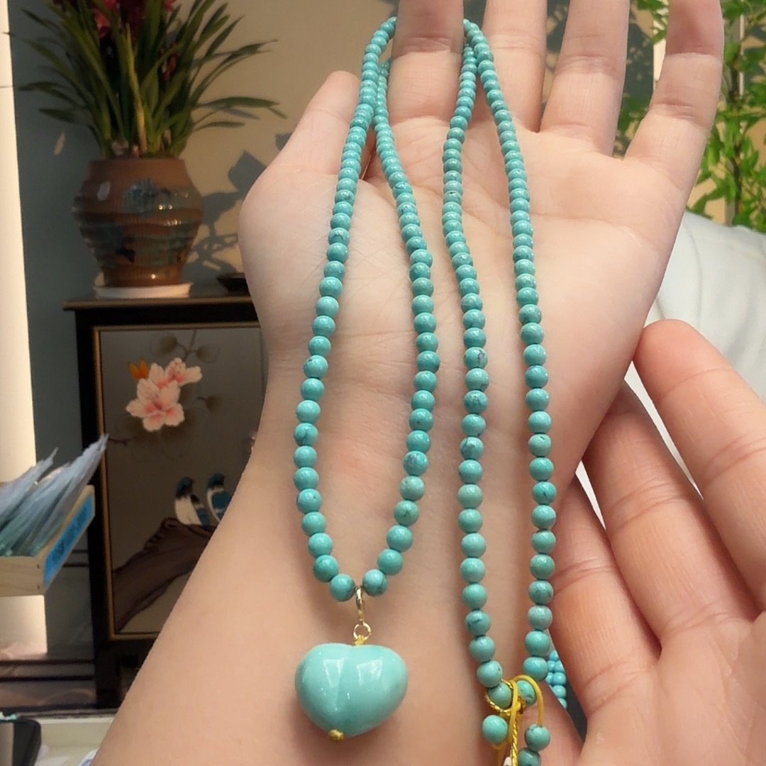 绿松石未镶嵌颈饰