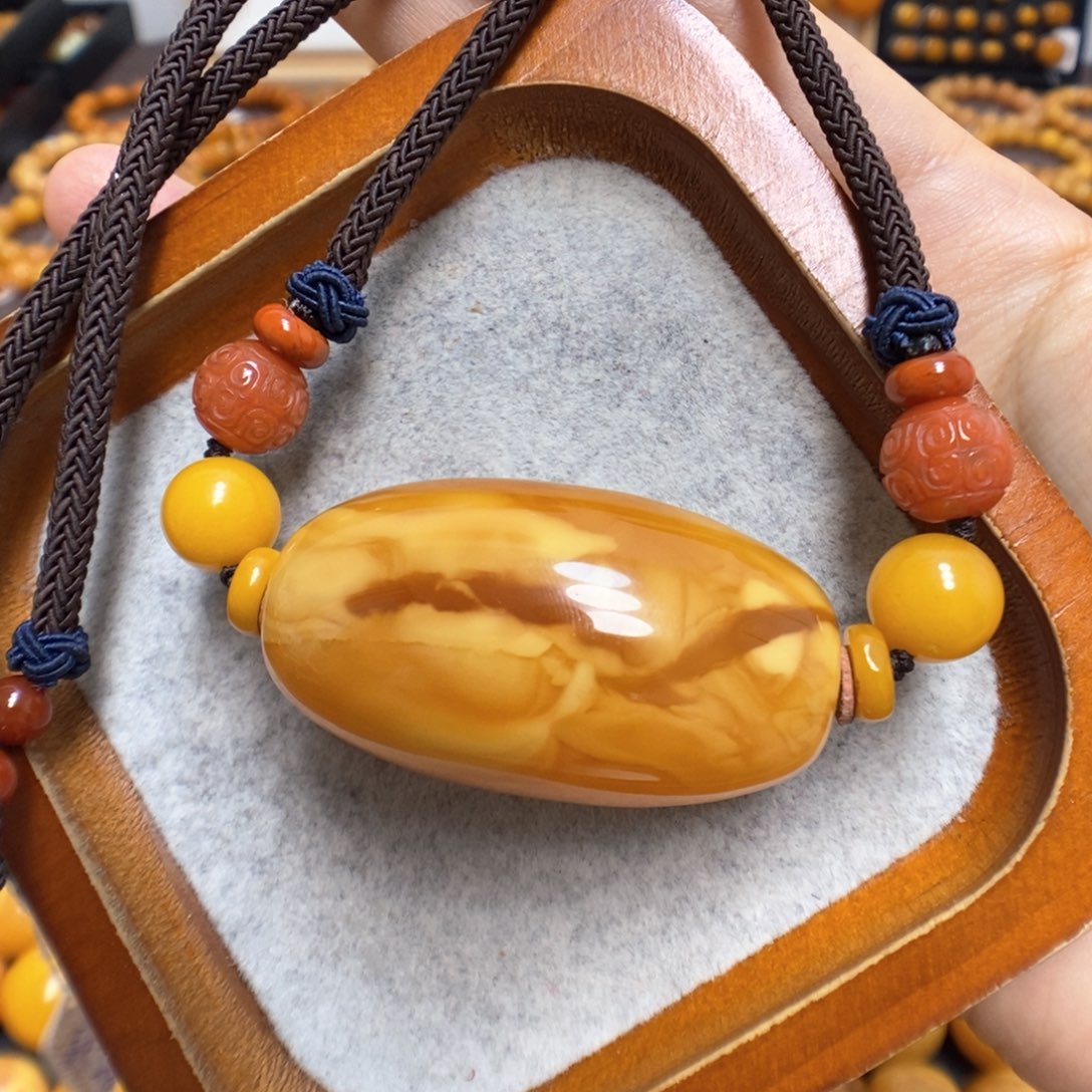 蜜蜡颈饰未镶嵌蜜蜡