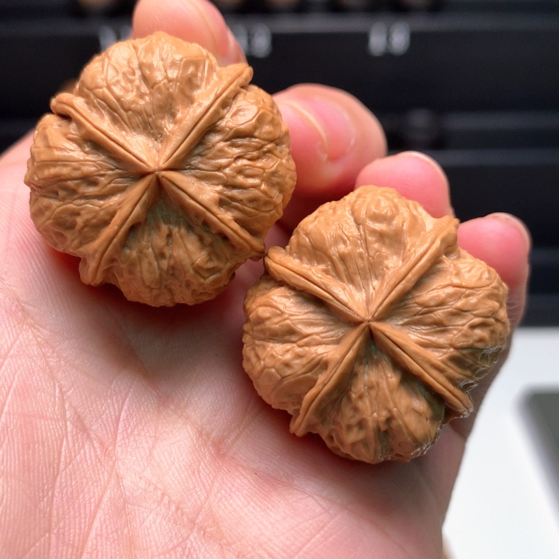 把件文玩核桃提***?小玉玺四棱