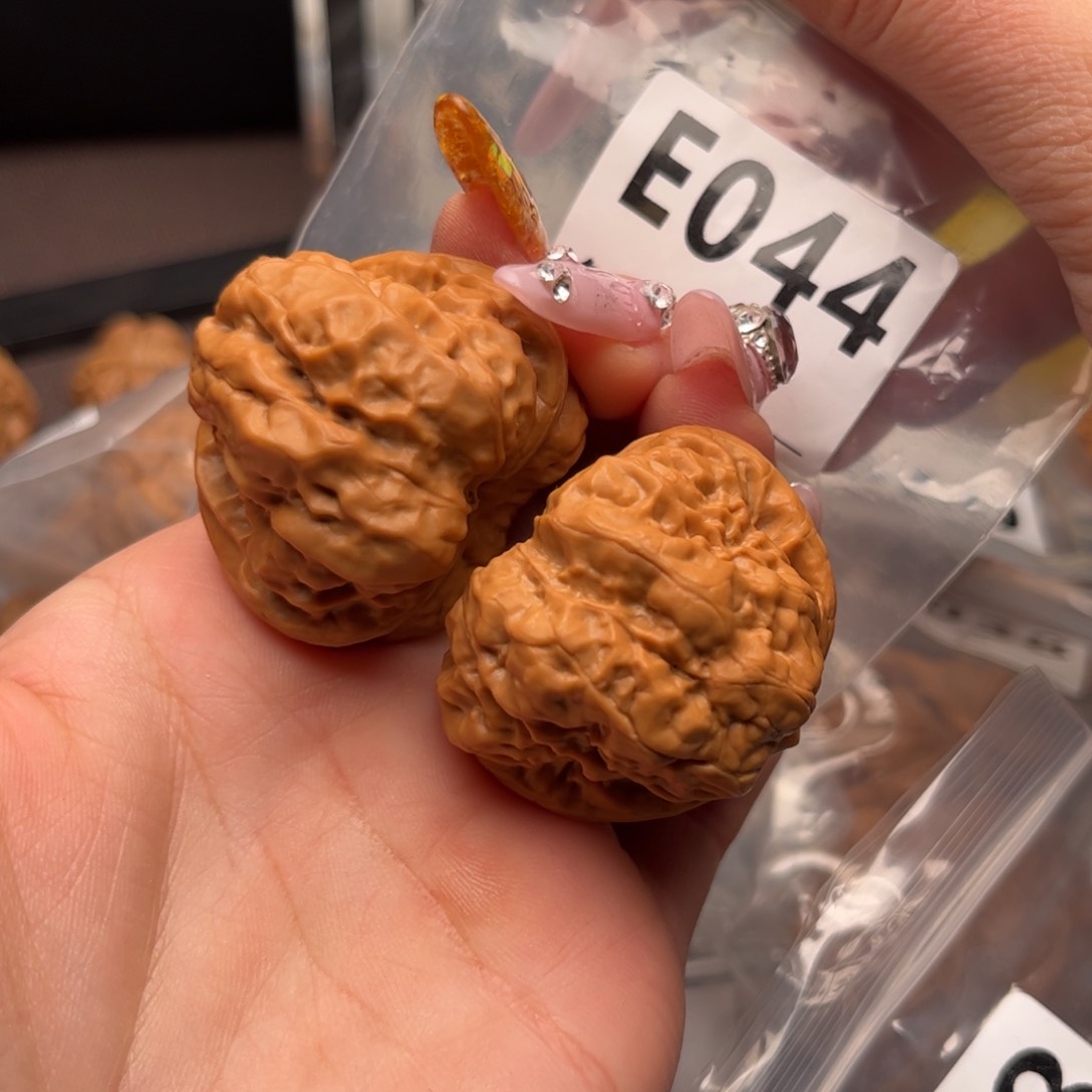 文玩核桃吊坠蛤蟆40