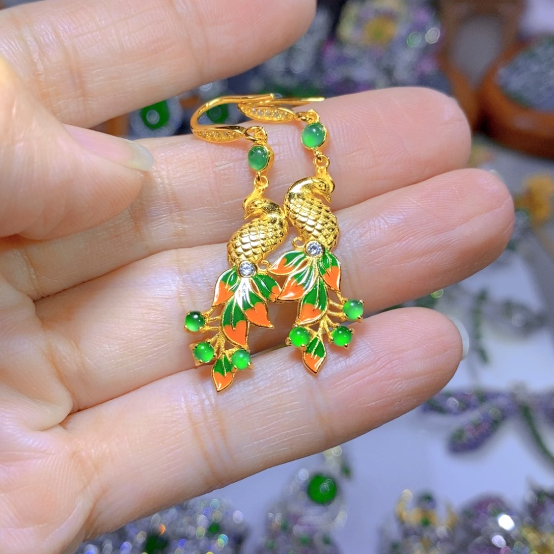 翡翠颈饰银S925镶嵌天然翡翠